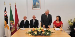 Livro de Sandra Monteiro