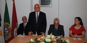 Livro de Sandra Monteiro